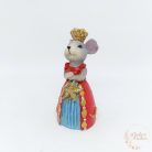 Egér figura koronával