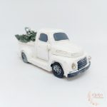 Vintage pick up fenyőfával - világító
