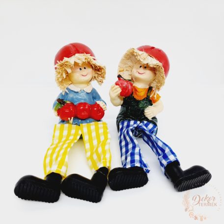 Lógólábú almás figura