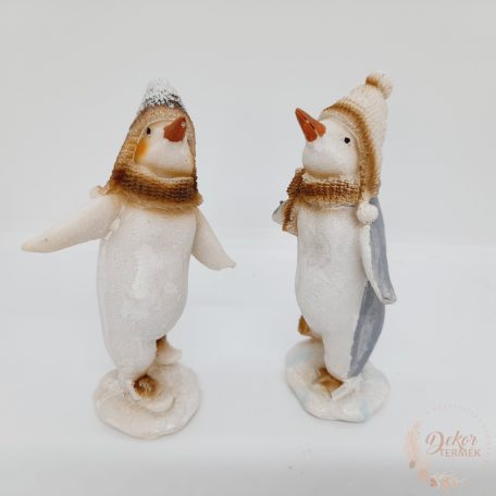 Kötött sapkás pingvin